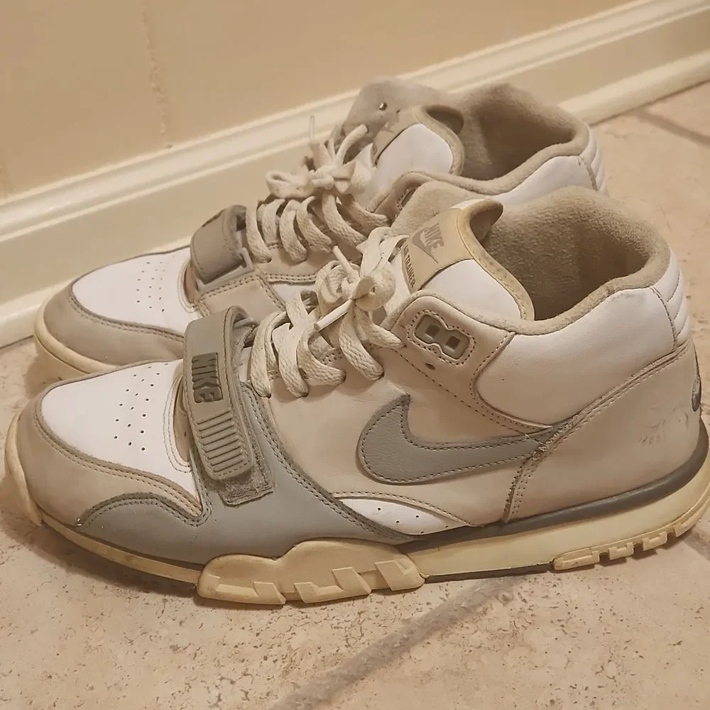 Nike wear gray very